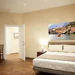 Miramare Luxury 3*