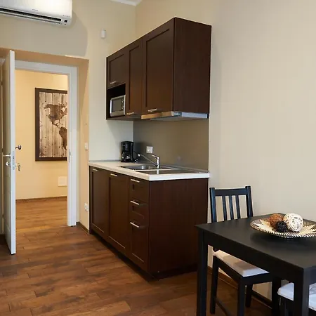 Miramare Luxury Apartahotel