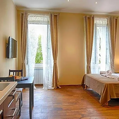 Miramare Luxury Apart Otel Trieste