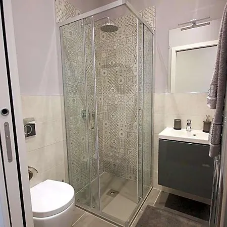 Miramare Luxury Apart Otel Trieste
